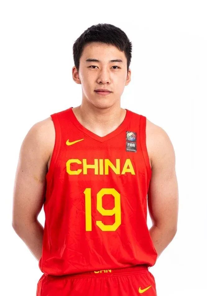 吉林队绝杀广东队，胡金秋惊艳四座