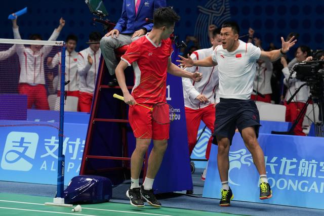丹麦队完胜法国队，李梓嘉关键制胜